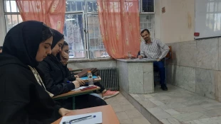 اولین جلسه ی دوره پژوهش نویسی به مناسبت هفته پژوهش.
توسط امور فرهنگی با محوریت انجمن علمی معماری  4