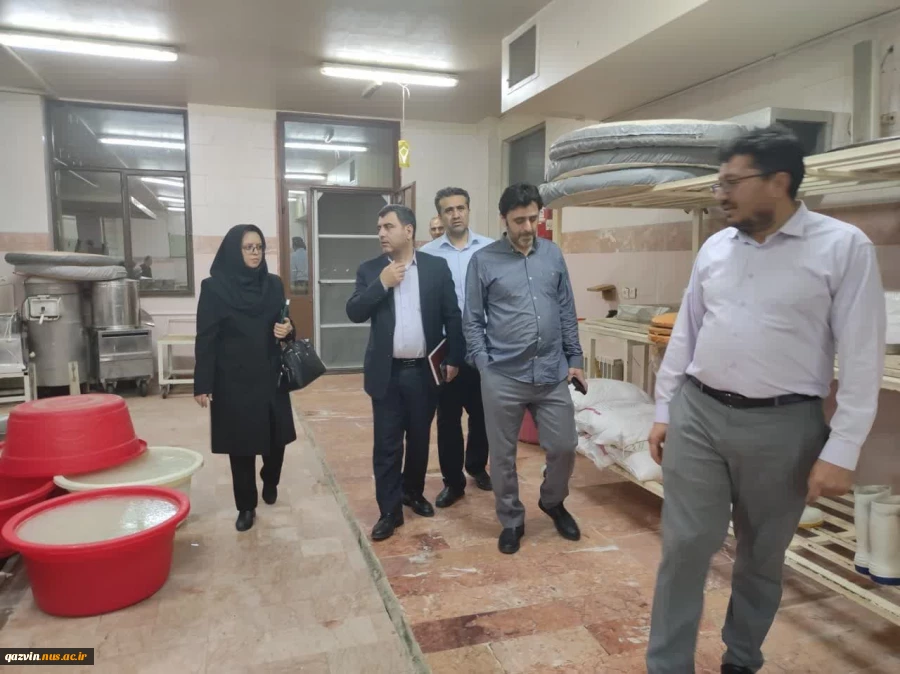 بازدید سرپرست دانشگاه ملی و مهارت استان قزوین از خوابگاه های پسران به مناسبت هفته خوابگاه ها 10