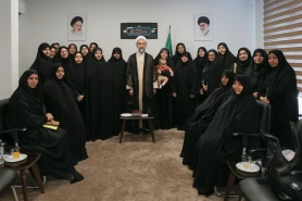 دیدار جمعی از بانوان شاغل و مدیران دستگاه‌های اجرایی استان  با نماینده ولی فقیه و امام جمعه شهر قزوین