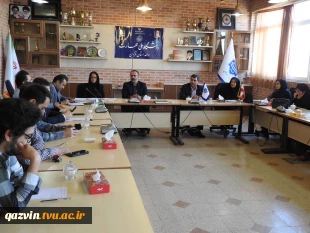 جلسه هم اندیشی 8