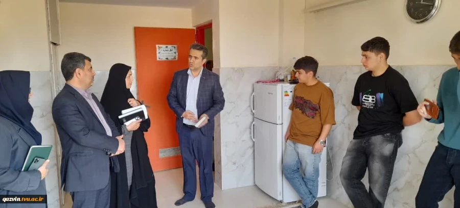 بازدید هیئت نظارت ناتک استان از دانشگاه ملی مهارت پسران قزوین 12