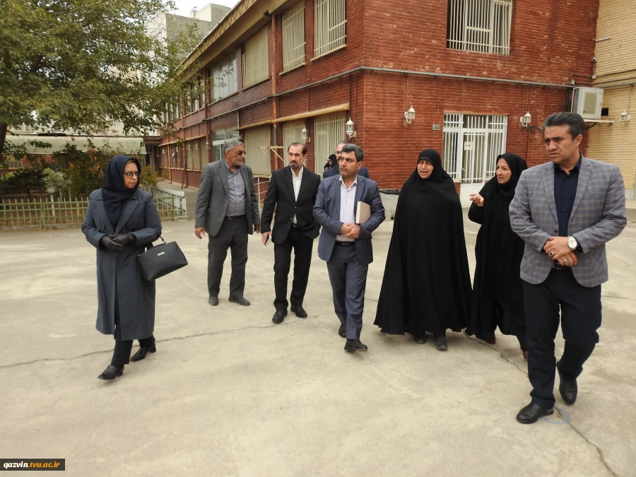بازدید سرکار خانم دکتر محمد بیگی نماینده محترم استان قزوین 5