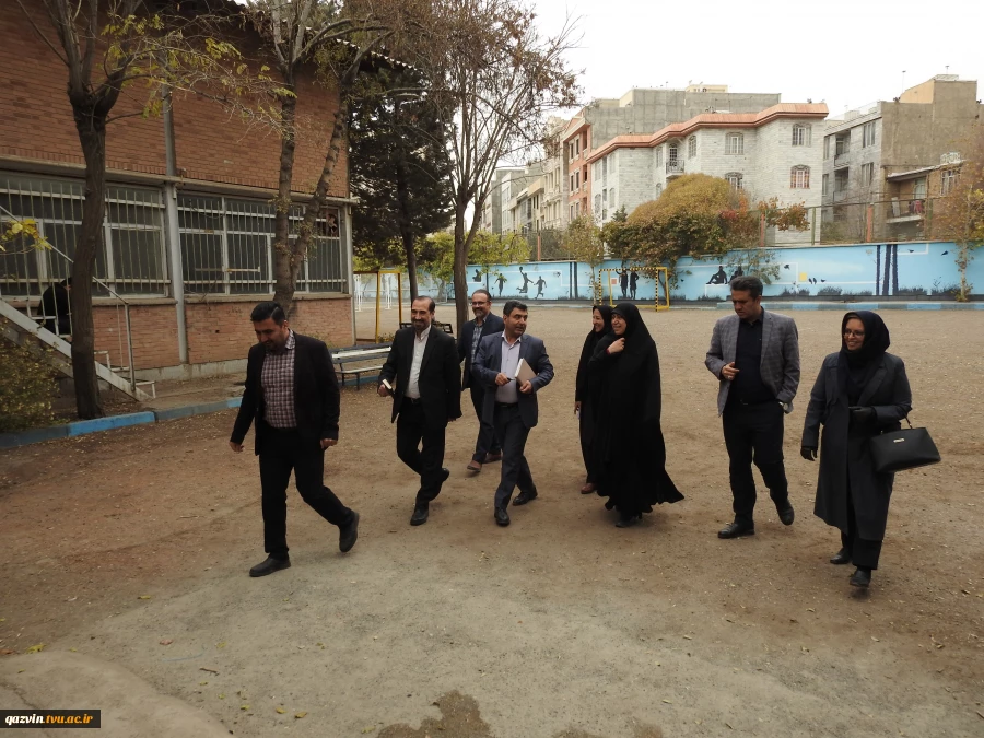 بازدید سرکار خانم دکتر محمد بیگی نماینده محترم استان قزوین 7