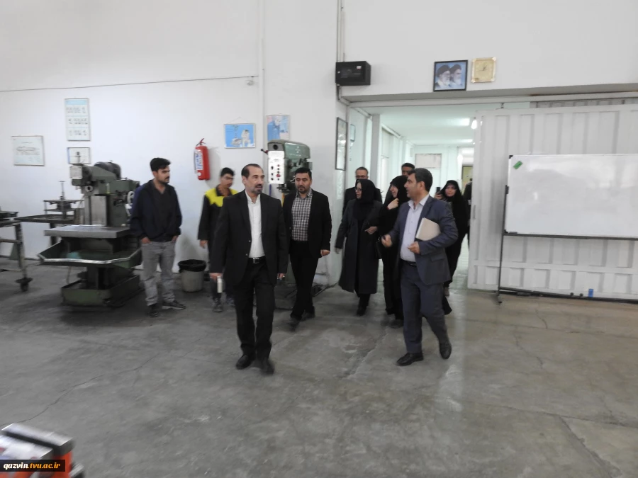 بازدید سرکار خانم دکتر محمد بیگی نماینده محترم استان قزوین 8