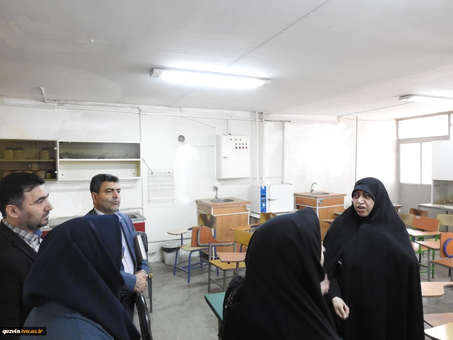 بازدید سرکار خانم دکتر محمد بیگی نماینده محترم استان قزوین 10