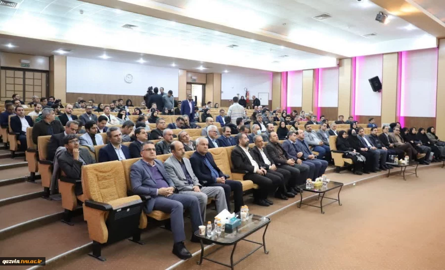 در مراسم اختتامیه هفته پژوهش و فناوری استان قزوین صورت گرفت 5