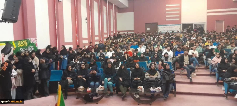 مراسم گرامیداشت روز دانشجو در دانشگاه ملی مهارت استان قزوین برگزار شد 6