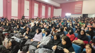 مراسم گرامیداشت روز دانشجو در دانشگاه ملی مهارت استان قزوین برگزار شد 8