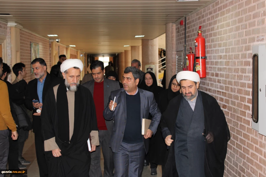 نشست صمیمی و هم‌اندیشی نماینده محترم ولی فقیه در استان و امام جمعه قزوین، آیت‌الله مظفری، با کارکنان، اساتید و دانشجویان  8