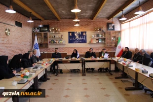 اولین جلسه بنیاد حامیان دانشگاه ملی مهارت قزوین  2