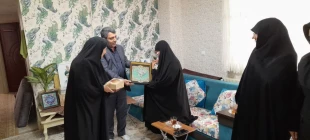 دیدار رئیس دانشگاه ملی مهارت استان قزوین با خانواده بزرگوار شهیدان رستمی
 4