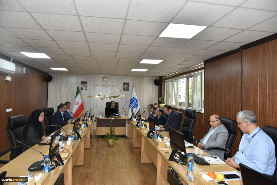 برگزاری جلسه نقش‌آفرینی دانشگاه در بازسازی و تاب‌آوری اجتماعی پس از جنگ تحمیلی رمضان 3