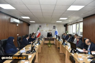 رئیس دانشگاه ملی مهارت در هفتمین جلسه شورای دانشگاه:

نیاز امروز دانشگاه، بهره مندی از مدیرانی با نگاه علمی، آموزشی و پژوهشی است / ما دانشگاهیان باید در راستای حفظ و تقویت سرمایه اجتماعی بوجود آمده طی مدت جنگ تلاش کنیم. 2