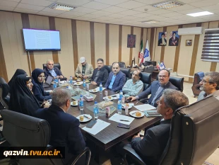 با حضور رئیس دانشگاه ملی مهارت برگزار شد؛

پنجمین جلسه شورای چاپ و نشر دانشگاه ملی مهارت 3