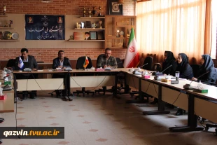 نشست ریاست، معاونت آموزشی و نماینده ارزیابی و تظمین کیفیت با اعضای هیئت علمی دانشگاه ملی مهارت واحد استانی قزوین 11