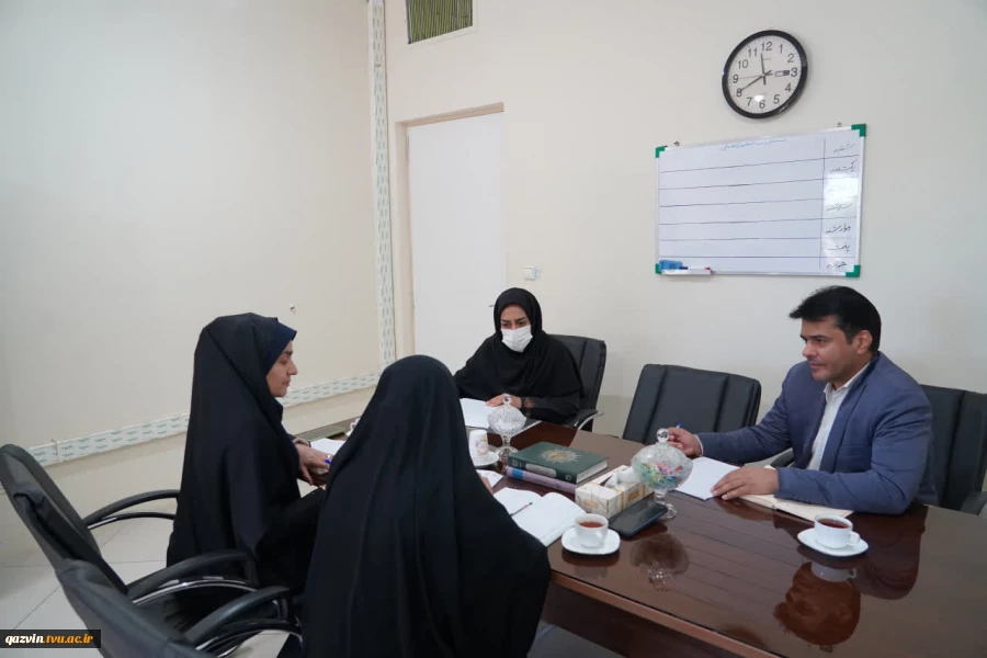 هماهنگی جهت توافق‌نامه همکاری دانشگاه ملی مهارت استان قزوین و بنیاد شهید
 2