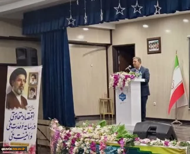 رئیس دانشگاه ملی مهارت در آیین تجلیل از سرآمدان آموزشی دانشگاه ملی مهارت واحد استانی اصفهان:

تدوین مسیرهای آموزشی مبتنی بر چارچوب‌های ملی و بین‌المللی صلاحیت حرفه‌ای و همچنین سند آمایش رشته‌های مهارتی در دستور کار دانشگاه قرار دارد. 9