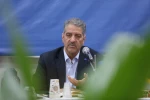 دکتر زمانی در آیین تجلیل از سرآمدان آموزشی چهارمحال محال و بختیاری:

سرآمدی آموزشی در دانشگاه ملی مهارت یعنی تبدیل دانش به مهارت و مهارت به اشتغال 8