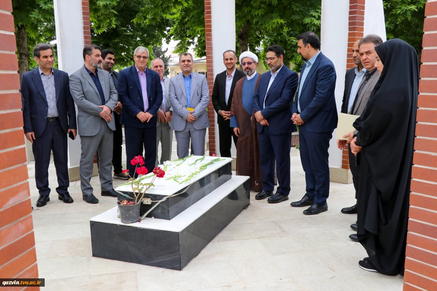با حضور معاون فرهنگی و دانشجویی :

همزمان با تجلیل از سرآمدان آموزشی آیین تکریم رئیس پیشین و معارفه سرپرست واحد استان مازندران برگزار شد 5