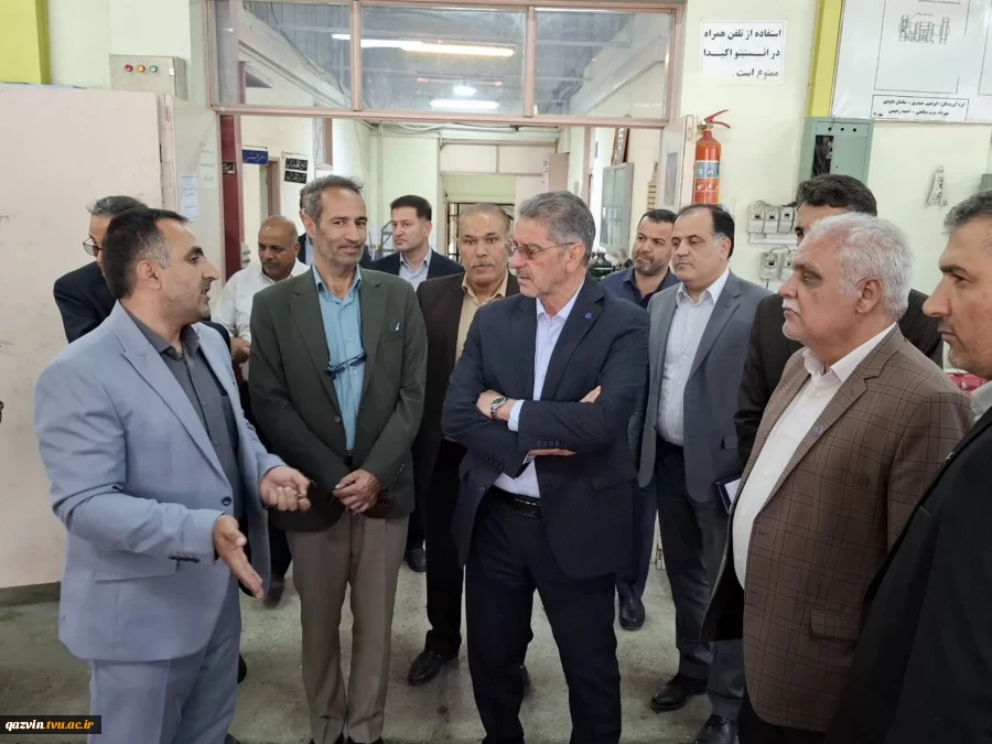 در جریان سفر رئیس دانشگاه ملی مهارت به استان چهارمحال و بختیاری صورت گرفت:

بازدید از مراکز آموزشی استان/ جلسه با کارکنان غیرهیئت علمی/ جلسه با هیئت رئیسه استان 4