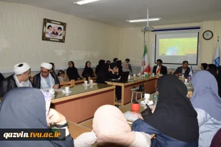 آئین تجلیل از سرآمدان آموزشی دانشگاه ملی مهارت واحد استانی قزوین برگزار شد. 5