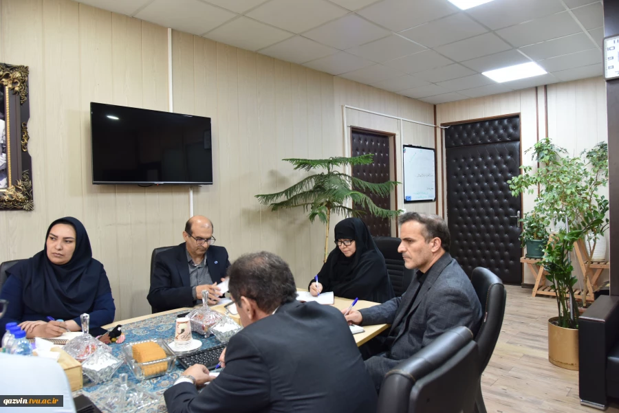 نخستین نشست هیئت موسس شورای صنفی کارکنان دانشگاه ملی مهارت برگزار شد 3