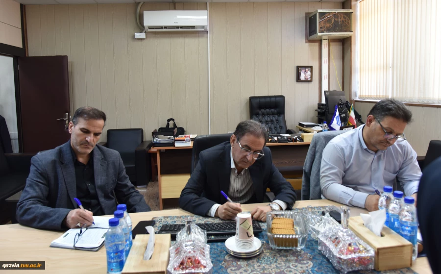 نخستین نشست هیئت موسس شورای صنفی کارکنان دانشگاه ملی مهارت برگزار شد 4