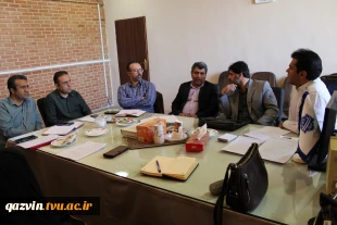 برگزاری جلسه شورای آموزشی دانشگاه ملی مهارت استان قزوین با محوریت امتحانات ۰۴۲ 8