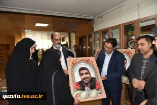 در یادواره شهدای خانواده بزرگ دانشگاه ملی مهارت در جنگ رمضان تأکید شد؛

لزوم بازخوانی سیره شهدا و ثبت میراث ماندگار دفاع مقدس در دانشگاه‌ها 3