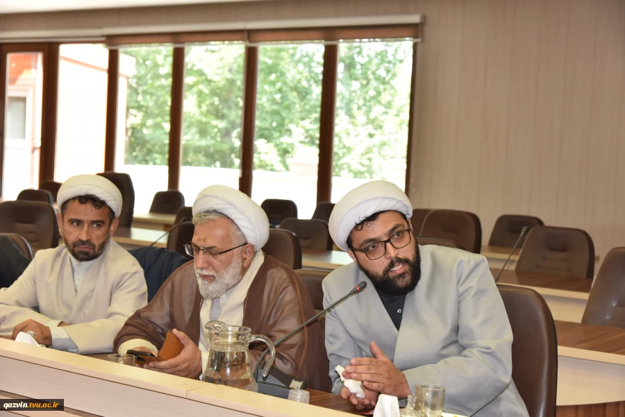 اولین نشست مسئولین دفاتر نهاد نمایندگی مقام معظم رهبری در واحدهای استانی دانشگاه ملی مهارت 4