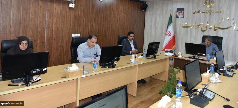 برگزاری دومین جلسه شورای تخصصی فرهنگی و اجتماعی دانشگاه ملی مهارت با تأکید ریاست دانشگاه بر رعایت دقیق ضوابط مالی و قانون‌مداری 6
