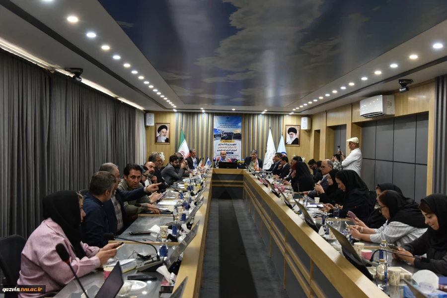 رونمایی از سامانه آموزشی فتوولتائیک و آغاز به کار همزمان ۱۷ مرکز تخصصی آموزش انرژی خورشیدی در کشور 4
