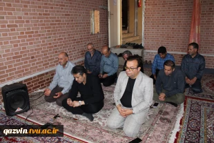 طنین نوای زیارت عاشورا در نمازخانه ساختمان اداری دانشگاه ملی مهارت واحد استانی قزوین 5