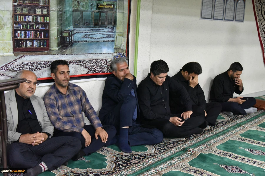 آیین سوگواری سالار شهیدان امام حسین(ع) و یاران با وفایشان در سازمان مرکزی دانشگاه برگزار شد. 6