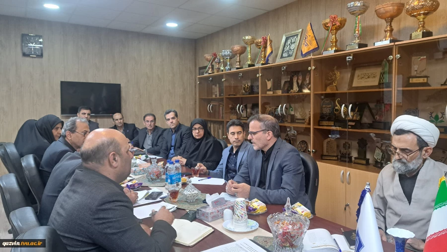 آمادگی دانشگاه ملی مهارت برای میزبانی از دلدادگان رهبر شهید؛

چهارمین جلسه ستاد هماهنگی آیین وداع و تشییع برگزار شد 2