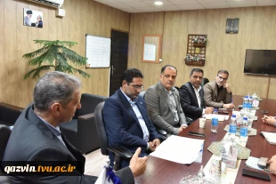 با حضور رئیس دانشگاه برگزار شد؛

نخستین جلسه ستاد اربعین حسینی دانشگاه ملی مهارت در راستای حضور پرشور دانشگاهیان در مراسم باشکوه پیاده‌روی اربعین حسینی ۱۴۰۵ 2