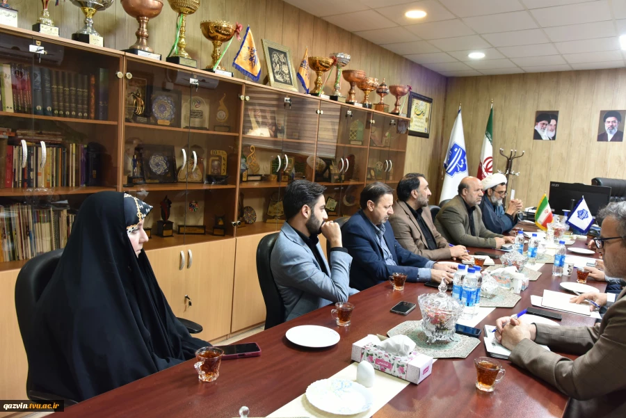 با حضور رئیس دانشگاه برگزار شد؛

نخستین جلسه ستاد اربعین حسینی دانشگاه ملی مهارت در راستای حضور پرشور دانشگاهیان در مراسم باشکوه پیاده‌روی اربعین حسینی ۱۴۰۵ 3