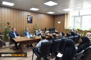 تأکید رئیس دانشگاه ملی مهارت بر نقش کلیدی حوزه‌های اداری و عمرانی در پیشرفت دانشگاه 2