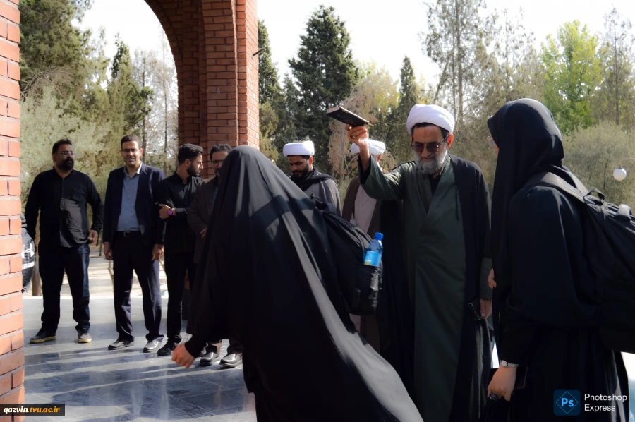 آیین بدرقه کاروان‌های دانشجویی دانشگاه ملی مهارت استان تهران به مقصد پیاده‌روی اربعین حسینی با حضور مسئولان دانشگاه 9
