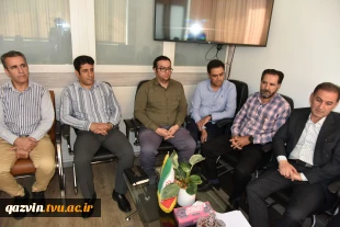 حضور رئیس دانشگاه ملی مهارت در اداره پشتیبانی و دیدار با کارکنان 5
