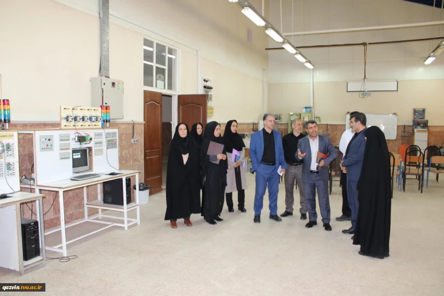 امضای تفاهم‌نامه همکاری میان دانشگاه ملی مهارت استان قزوین و بنیاد شهید و امور ایثارگران 4