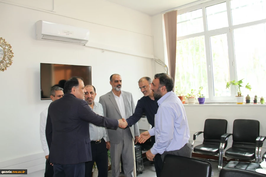 دیدار صمیمانه مدیران دانشگاه ملی مهارت با کارکنان سازمان مرکزی به مناسبت روز کارمند 9