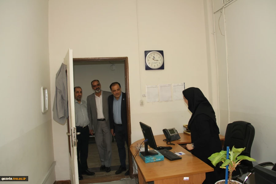 دیدار صمیمانه مدیران دانشگاه ملی مهارت با کارکنان سازمان مرکزی به مناسبت روز کارمند 12
