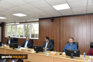 در نشست هماهنگی و برنامه‌ریزی سال تحصیلی ۱۴۰۶-۱۴۰۵:
رئیس دانشگاه ملی مهارت بر اولویت آموزش‌های عملی و ارتقای خدمات دانشجویی در آستانه سال تحصیلی جدید تاکید کرد. 2